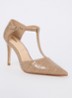Castered pump met crocostructuur  - Donkerbeige