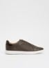 Traces sneaker met structuur en logo - Bruin