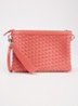 Gevlochten clutch met afneembare schouderriem - Koraalrood