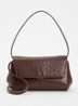 Ikon clutch van kalfsleer met textuur en afneembare schouderriem - Hazelnootbruin