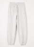 Core Contrast tapered fit joggingbroek met logoborduring - Lichtgrijs