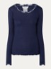 Babette longsleeve in zijdeblend met kant - Donkerblauw